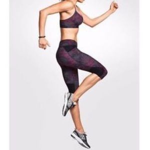 Athleta Maze Be Free Knicker Capri Crop Leggings